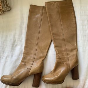 Chloe boots in tan size 6.5